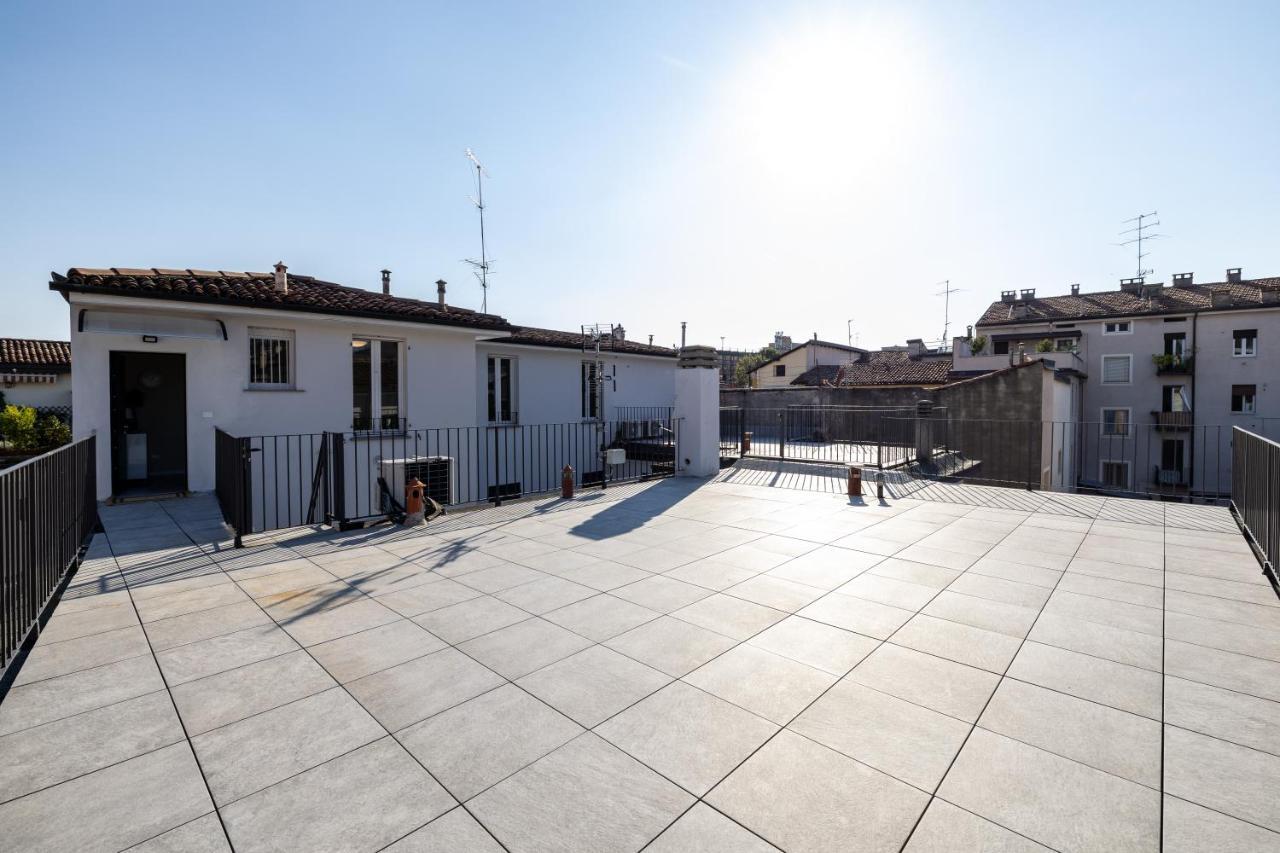 Appartamento Terrazza Cavour Brescia Bagian luar foto